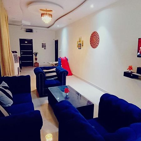 Atulyam Stays Sushant Golf City Лакхнау Экстерьер фото