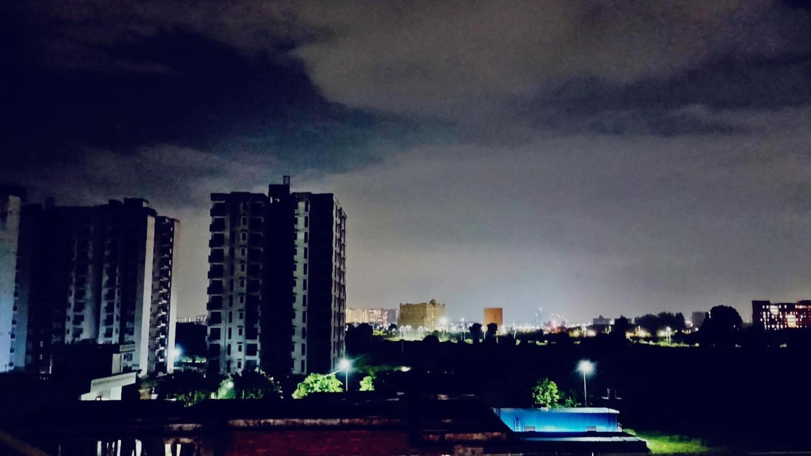 Atulyam Stays Sushant Golf City Лакхнау Экстерьер фото