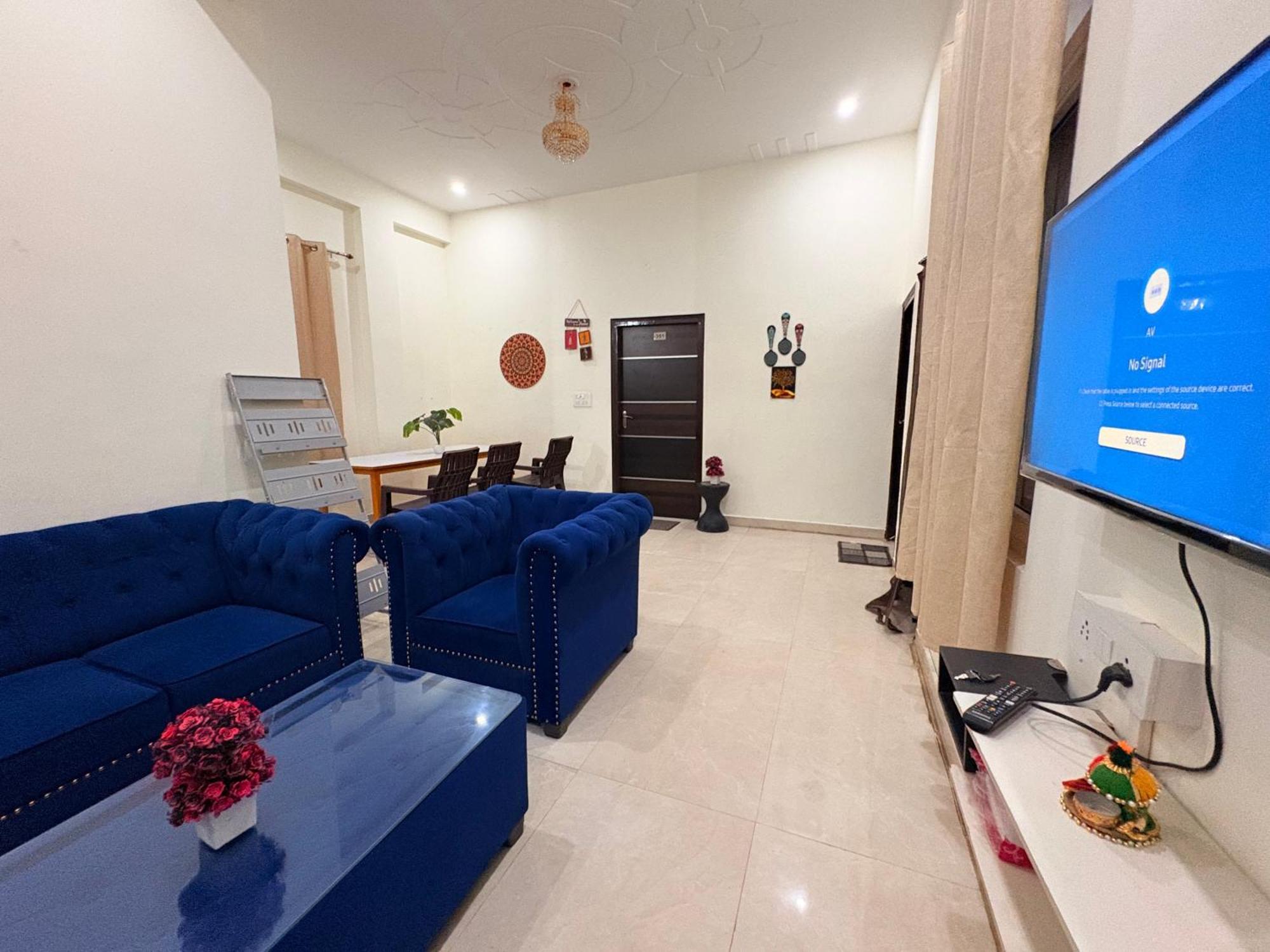 Atulyam Stays Sushant Golf City Лакхнау Экстерьер фото